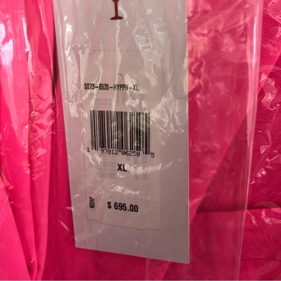 Retrofete Kristen Single-Breasted Woven Cutaway Blazer - Picture 10 of 11